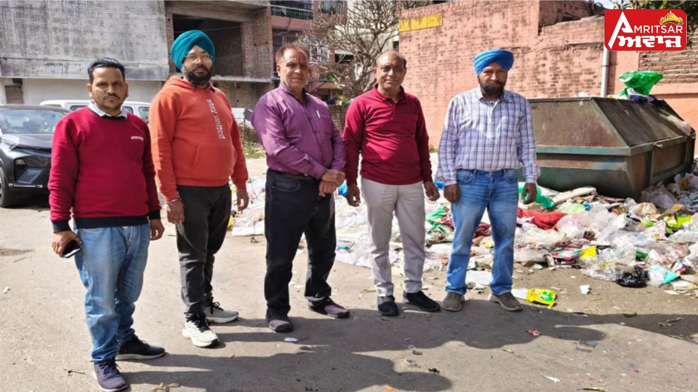ਸ਼ਹਿਰ ‘ਚ ਥਾਂ -ਥਾਂ ’ਤੇ ਲੱਗੇ ਗੰਦਗੀ ਦੇ ਢੇਰ !