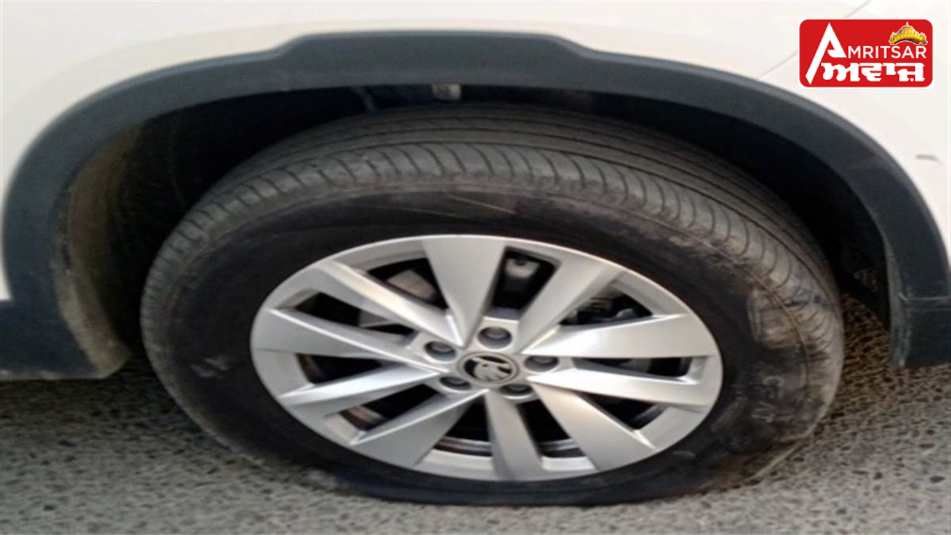 ਸਕੂਟਰੀ ਦੀ ਟੱਕਰ ਨਾਲ ਫਟਿਆ ਕਾਰ ਦਾ ਟਾਇਰ: ਹੁਣ ਸਵਾਲ ਇਹ- ਕਸੂਰ ਵੱਡੀ ਗੱਡੀ ਦਾ ਕਿ ਛੋਟੀ ਵਾਲੇ ਦਾ ?