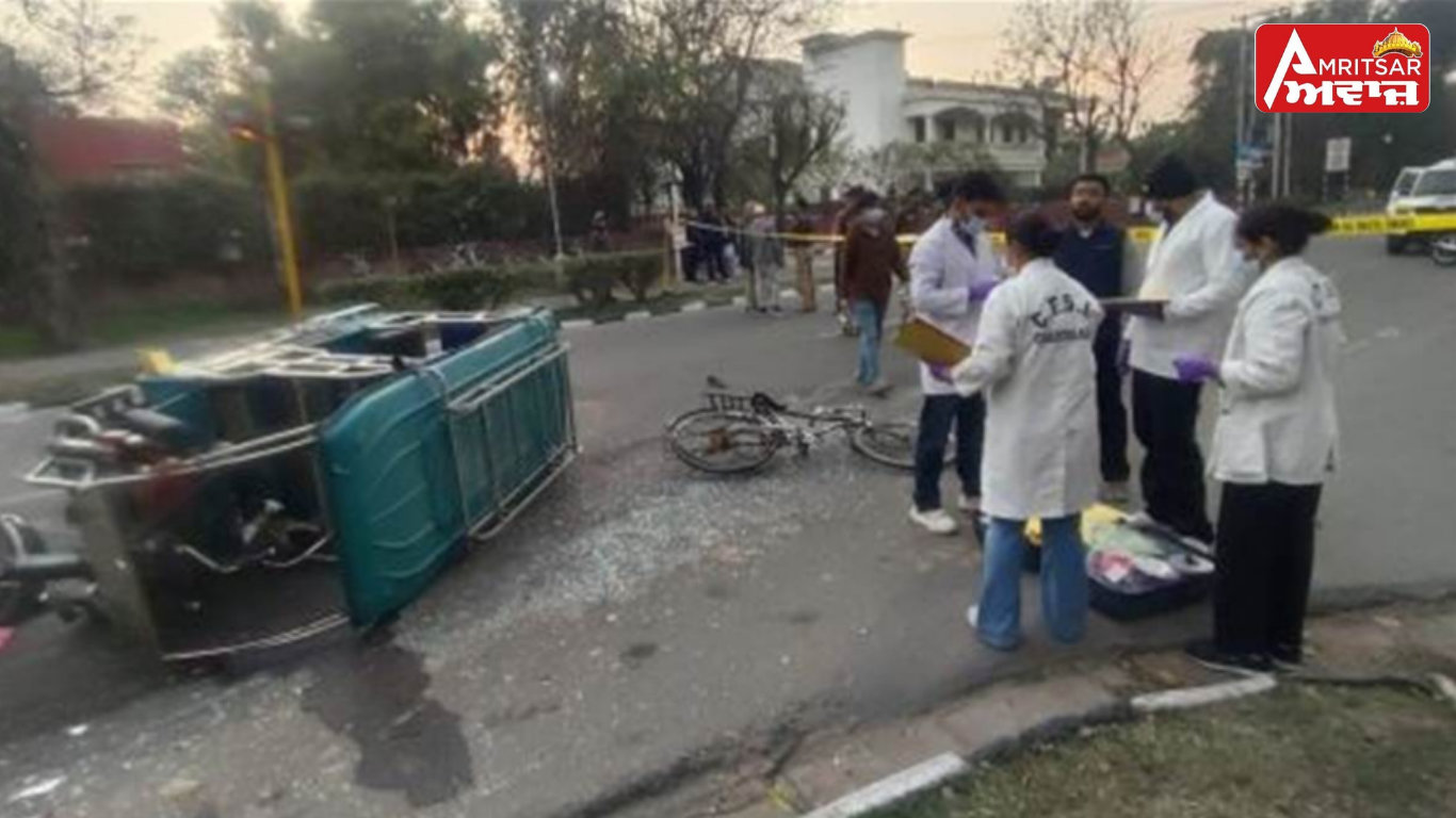 Big News : ਚੰਡੀਗੜ੍ਹ ‘ਚ ਵਾਪਰਿਆ ਭਿਆਨਕ ਸੜਕ ਹਾਦਸਾ, ਤਿੰਨ ਜਣਿਆਂ ਦੀ ਮੌਤ; ਤਿੰਨ ਜਣੇ ਜ਼ਖਮੀ !